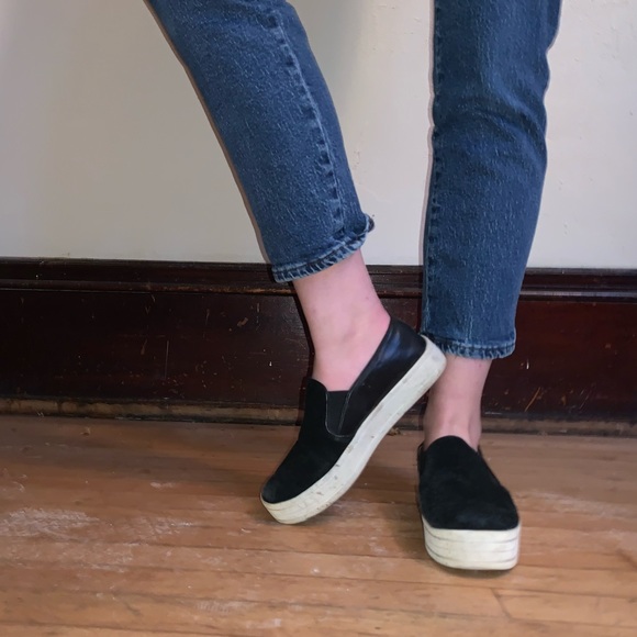 ~PLATFORM SNEAKERS~ - Picture 2 of 4